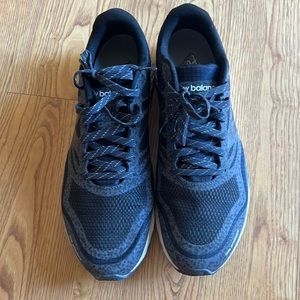 Black New Balance Tennis shoes - Men’s 12